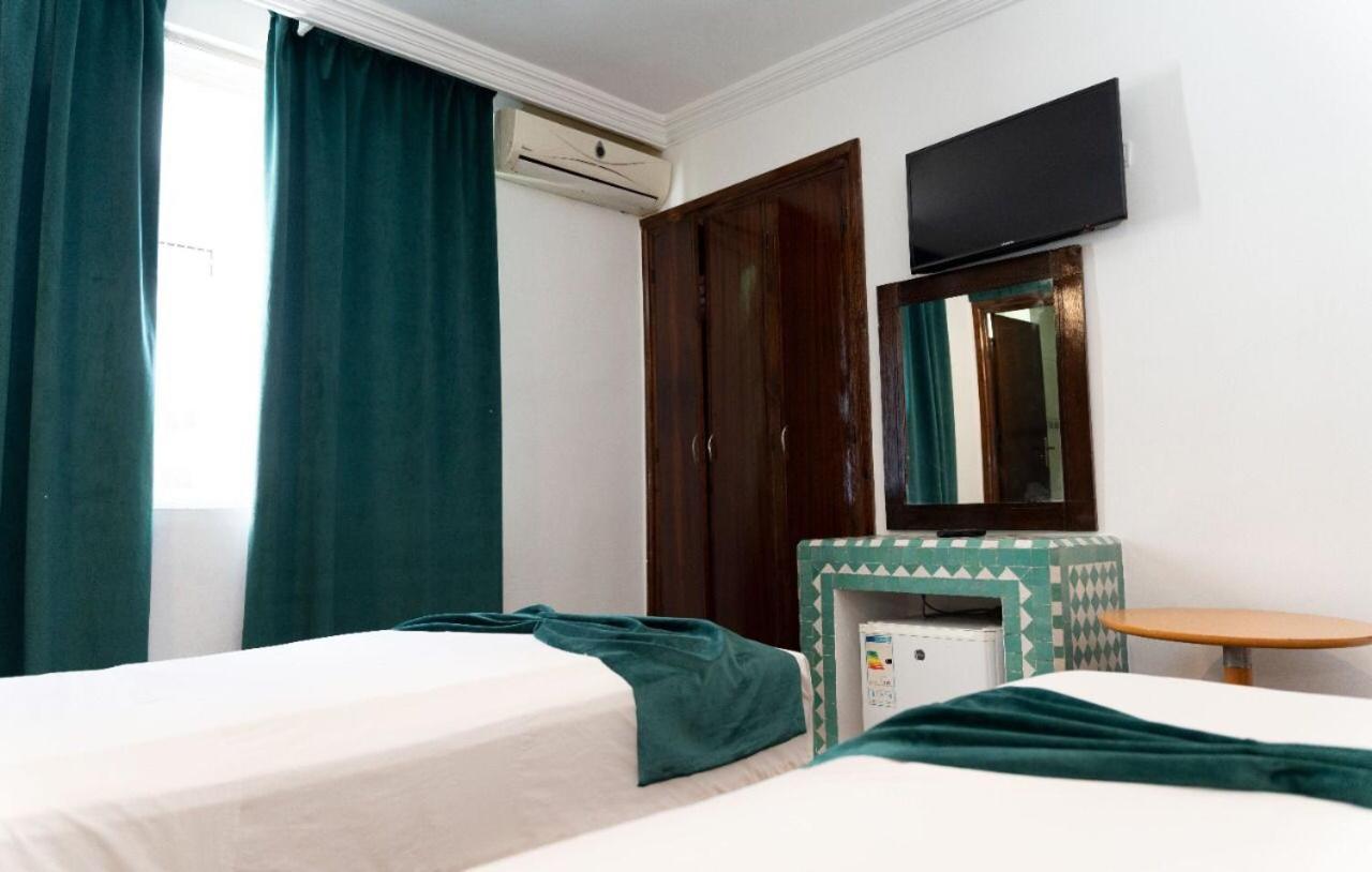 Colisée Hotel 3*