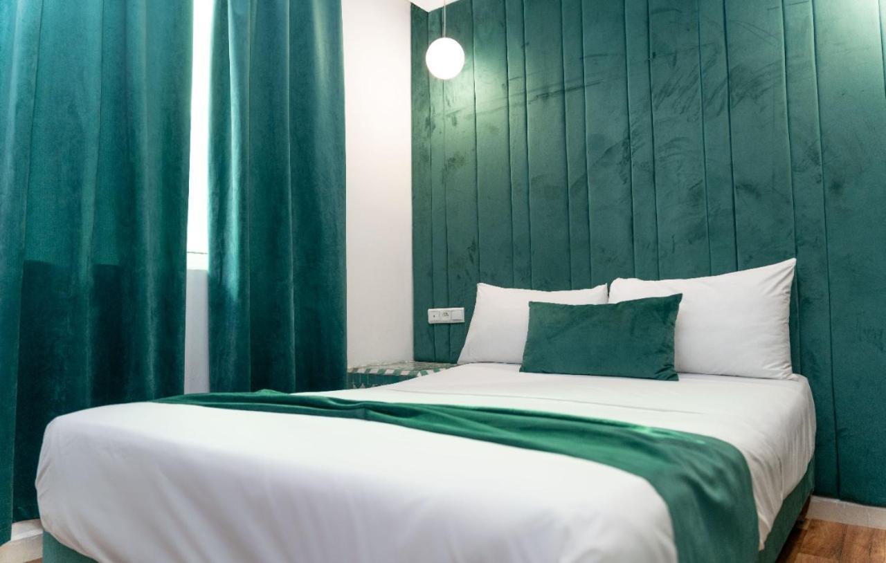 Hotel Colisée 3*